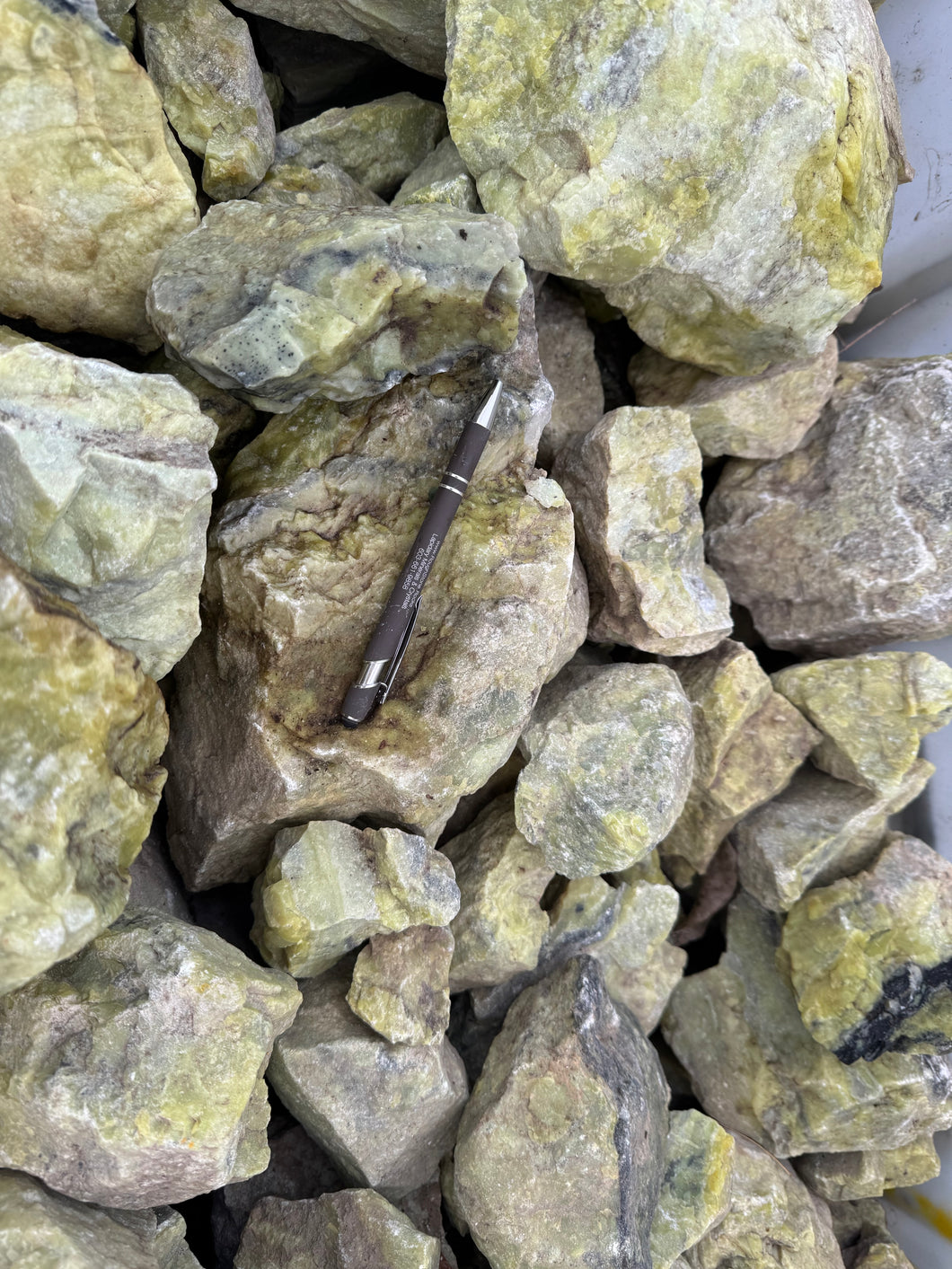 Serpentine - 10 pounds